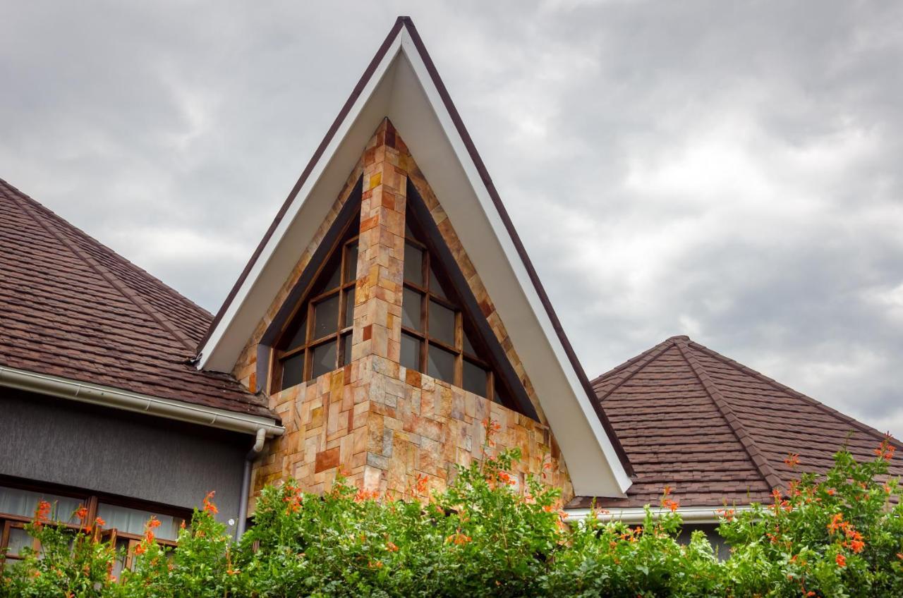 Emburara Farm Lodge Mbarara Bagian luar foto